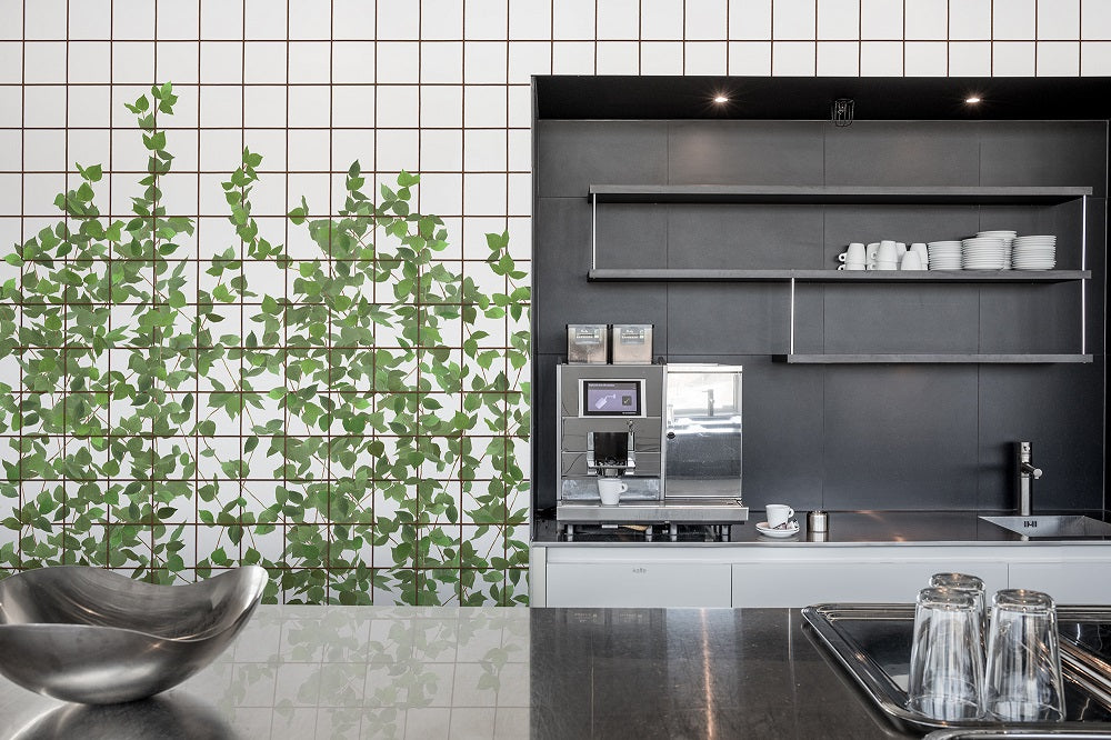 Climbing Botanicals Clorofyl Mural Wallpaper (SqM)